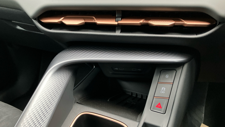 CUPRA Terramar 1.5 eTSI 150 V2 5dr DSG Petrol Hatchback